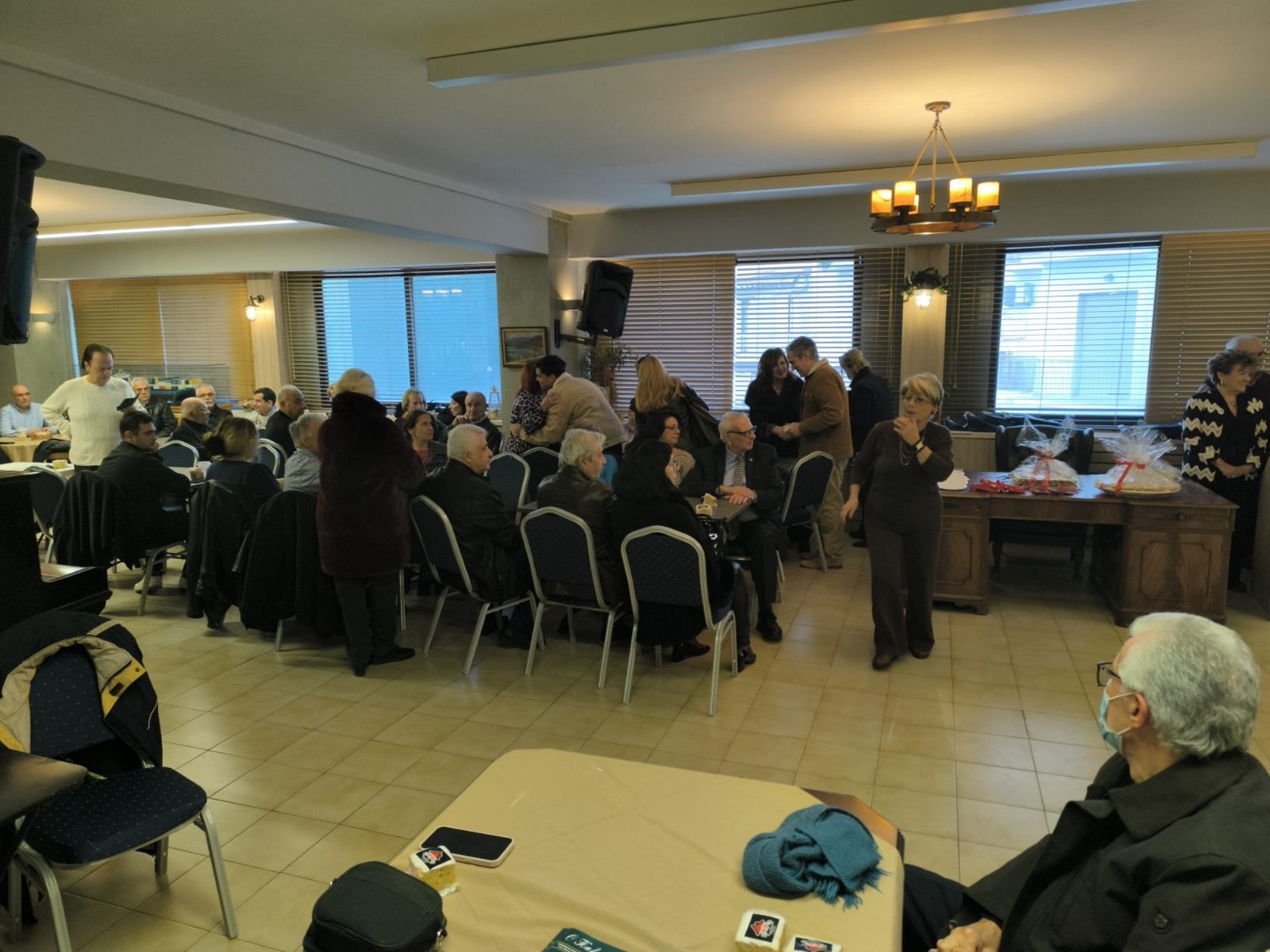 Γεμάτη η αίθουσα του Συλλόγου κατά τη διάρκεια της εκδήλωσης